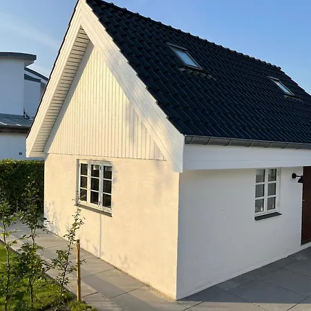 Semesterbostad Beach Guest House *