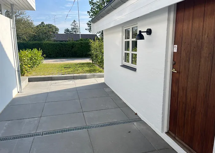 Semesterbostad Beach Guest House